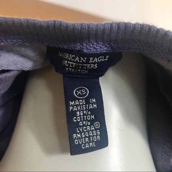 American Eagle sweatshirt stretch material - Picture 5 of 5